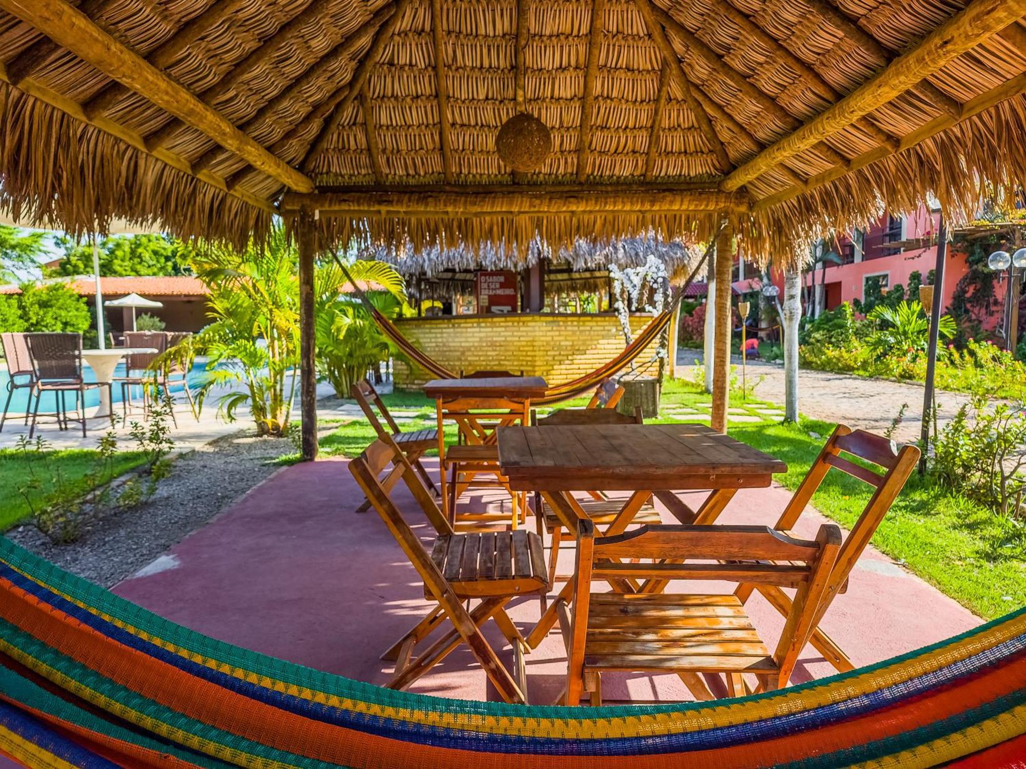 Pousada Brasil Cumbuco Bagian luar foto
